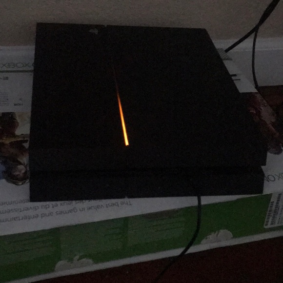 PS4 - Picture 1 of 1